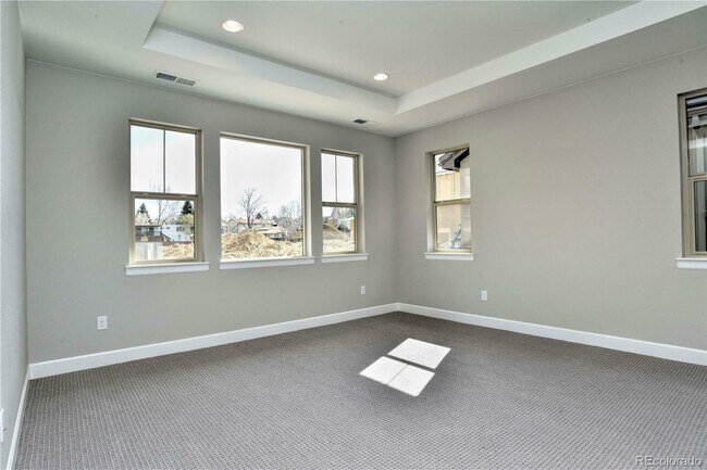 Building Photo - 6040 S Olive Ct