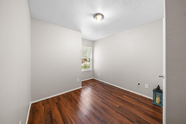 Building Photo - 14239 Brunswick Point Ln