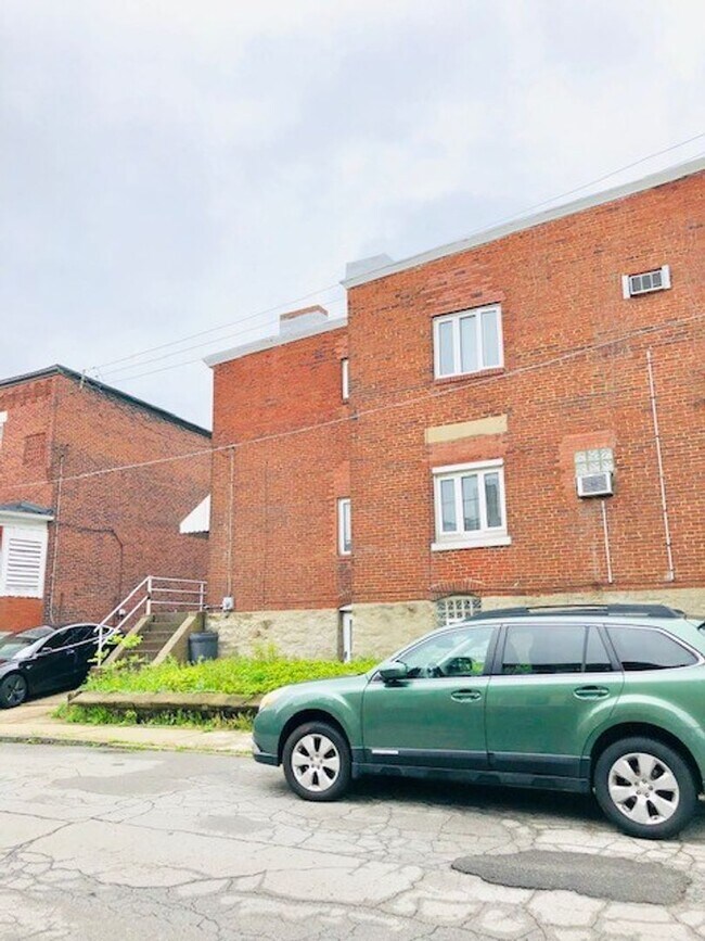 Building Photo - Beautiful Home for Rent