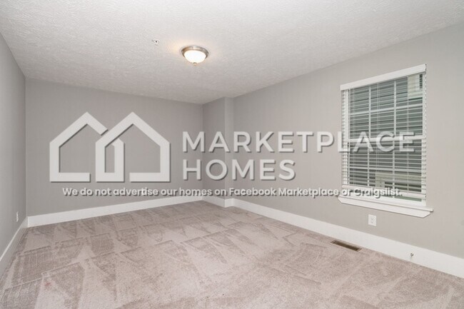Building Photo - 175 Arbor Lp