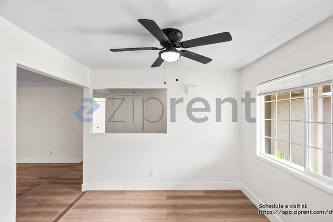 Building Photo - 451 Helen Ave