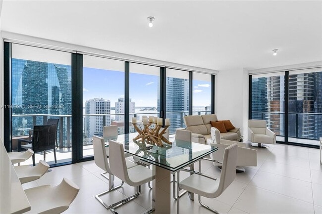 Building Photo - 1300 S Miami Ave