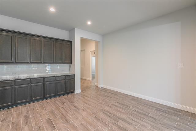 Building Photo - 1405 Bentwood Dr