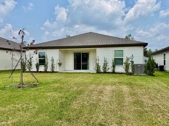 Building Photo - 37405 Whisper Wy