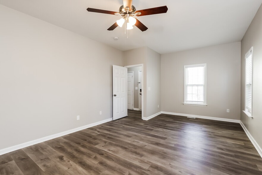 Building Photo - 4417 Cardinal Grove Blvd