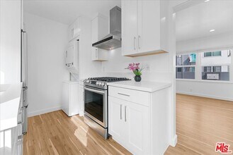 Building Photo - 2948 Exposition Blvd