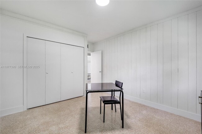 Building Photo - 6445 SW 46th Terrace