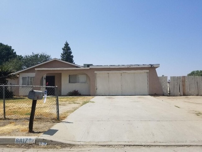 Primary Photo - Ready to move in 3 bed/2 bath