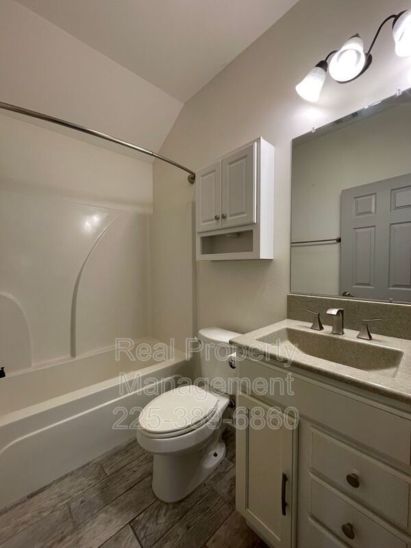 Building Photo - 957 Sedona Pines Dr