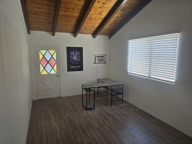 Building Photo - Beautiful Rental in Garden Grove