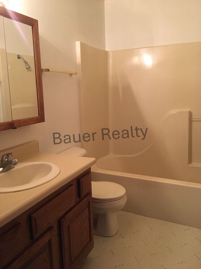 Building Photo - db34