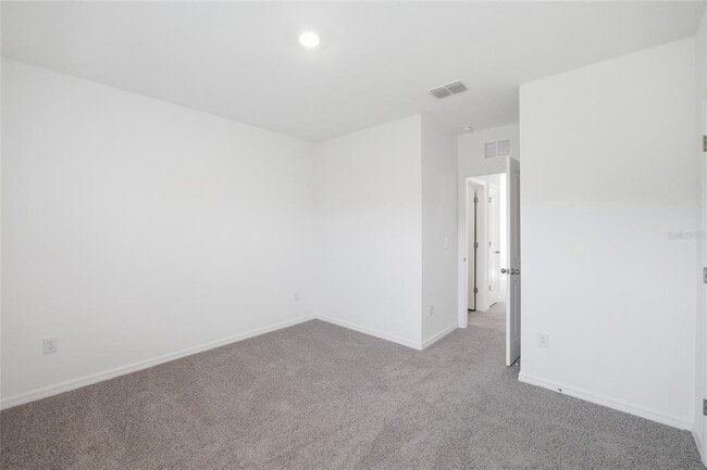 Building Photo - 17786 Acorn Drop Rd