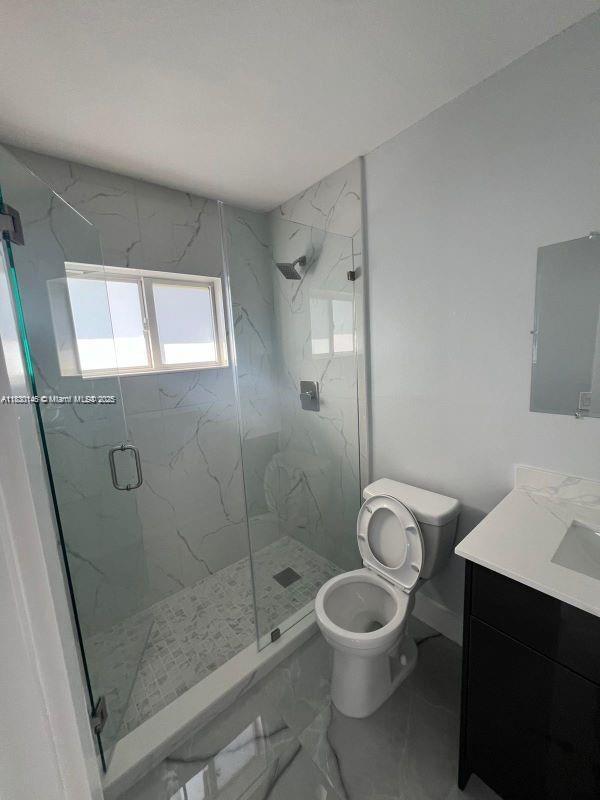 Building Photo - 3300 SW 127th Ct