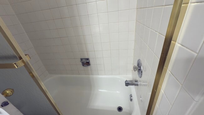 Building Photo - 385 Grissom Ct