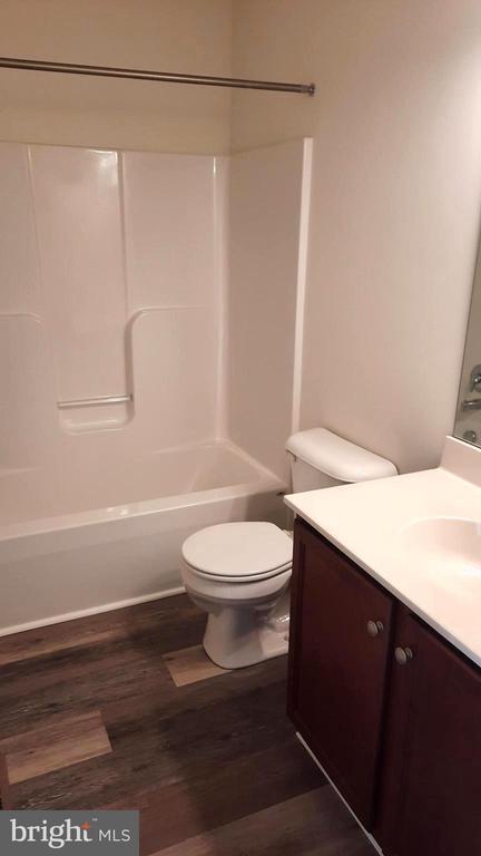 Building Photo - 815 Schooner Ln