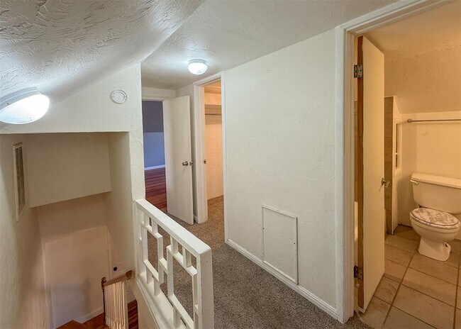 Building Photo - 2341 NW 37th St