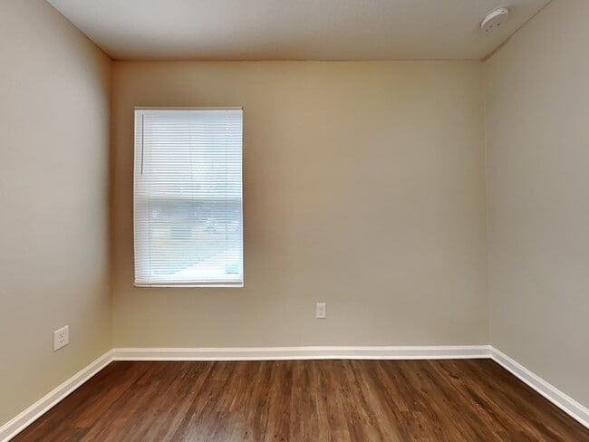 Building Photo - 7033 Camfield Landing Dr