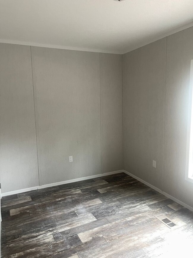 Building Photo - Luxury 3 Bedroom/ 2 Bath Mobile Home