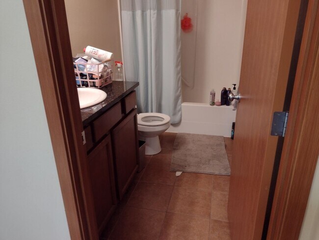 Building Photo - Five Bedroom House for Rent in Bellingham-...