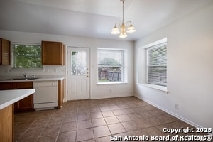 Building Photo - 5016 Crestwood Hill Dr