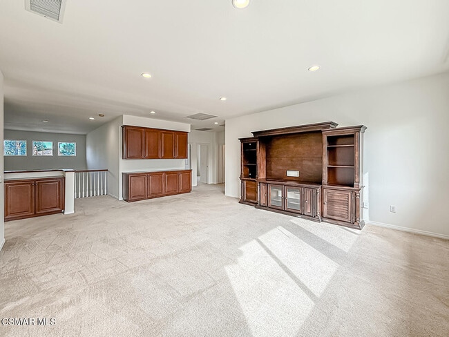 Building Photo - 780 Paseo De Leon