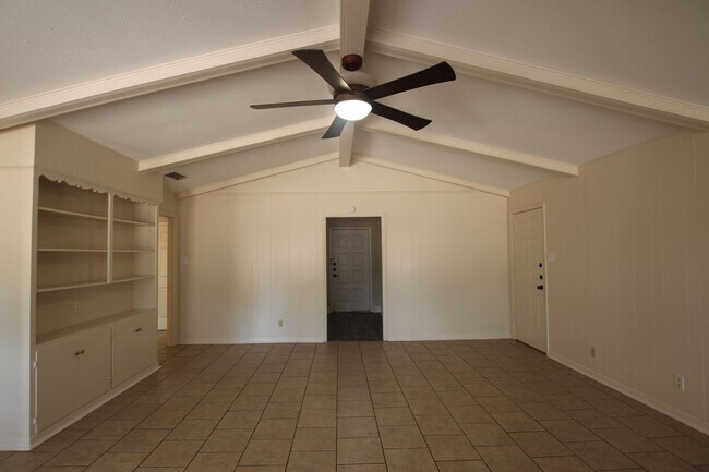 Building Photo - 316 Clemson Dr