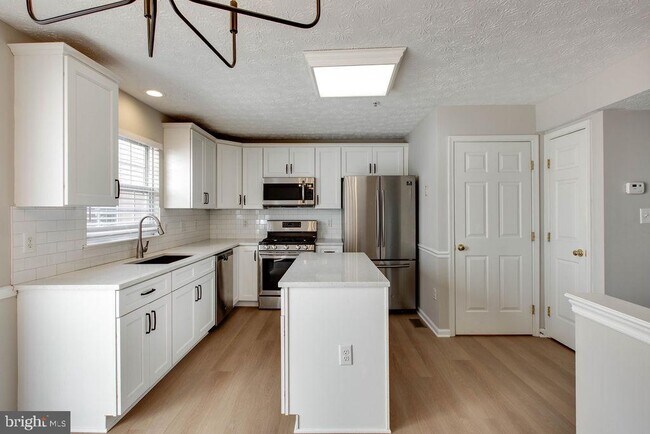 Building Photo - 2713 Piscataway Run Dr
