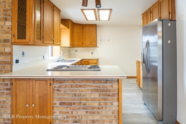 Building Photo - 1303 Lipan Dr