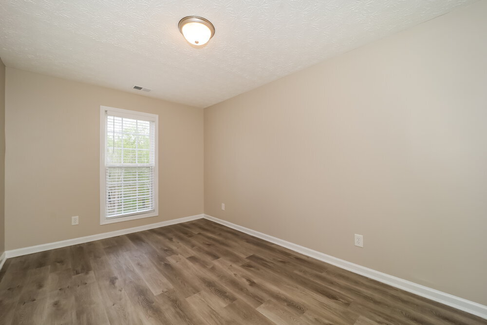 Building Photo - 208 Arbor Creek Dr