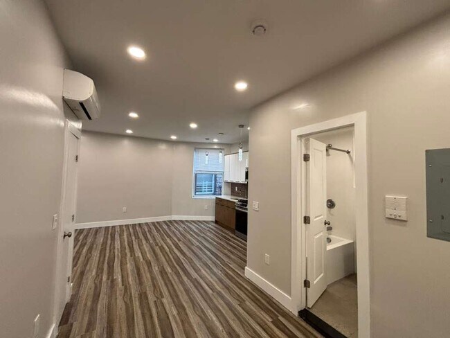 Building Photo - 168 Ocean Ave