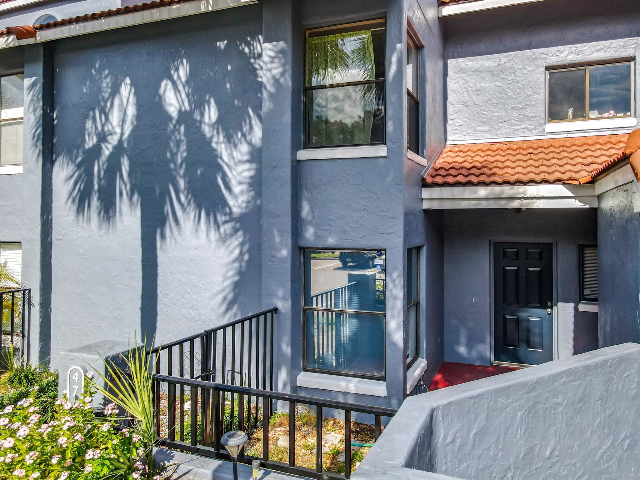 Building Photo - 4711 Capri Plz