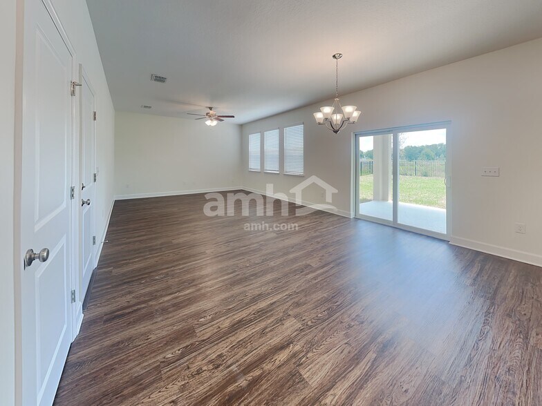 Building Photo - 2219 Saffron Walden Dr