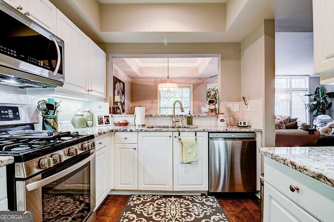 Building Photo - 3636 Habersham Rd NW