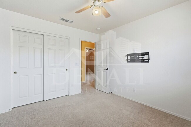 Building Photo - 11319 W Madisen Ellise Dr