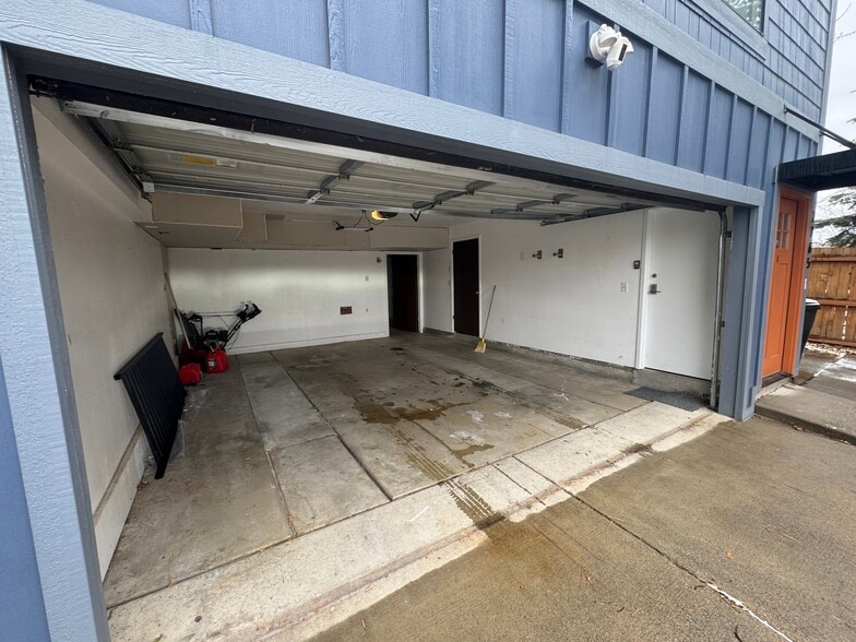 Building Photo - 7765 S 3500 E