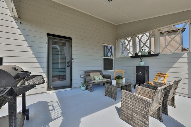 Building Photo - 7057 Br Crk Cv