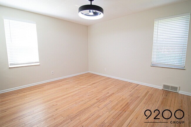 Building Photo - 7240 Balson Ave