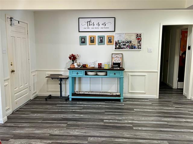 Building Photo - 5302 Vale St