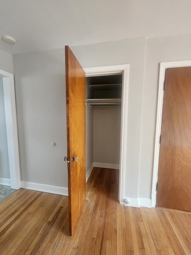 Building Photo - 7381 N Winchester Ave