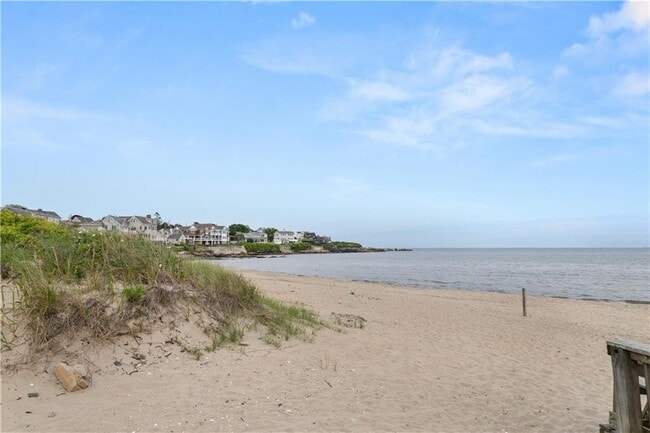 Building Photo - 24 Dunes Rd