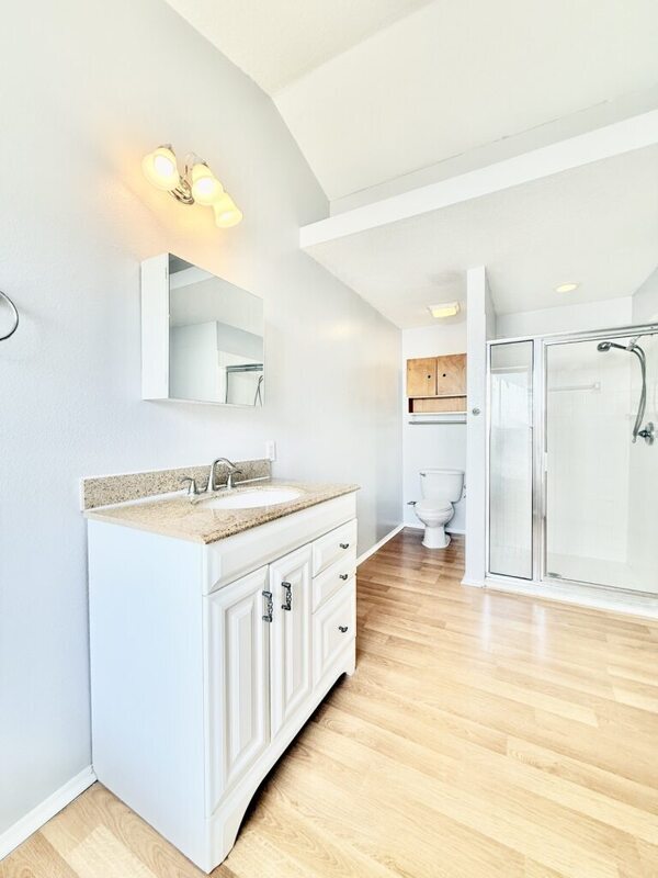 Building Photo - 4768 Ridgemoor Cir