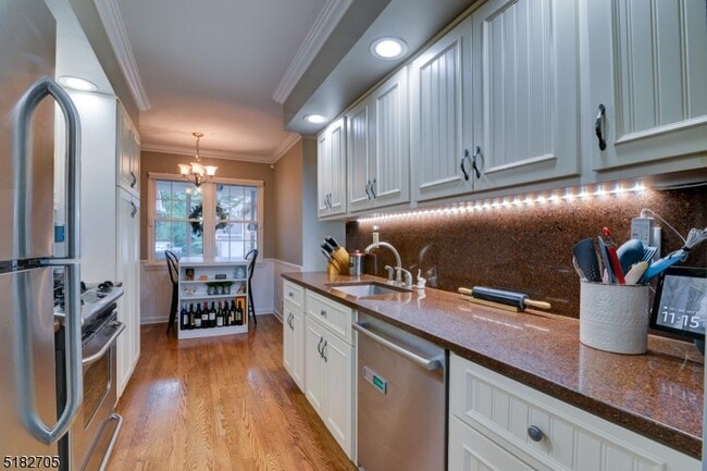 Building Photo - 78 Canterbury Rd