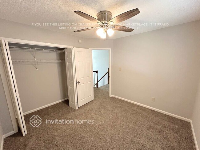 Building Photo - 7505 Axis Ct