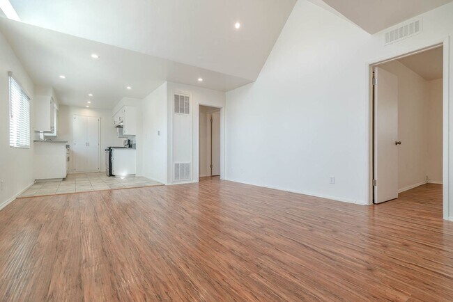 Interior Photo - poi1439