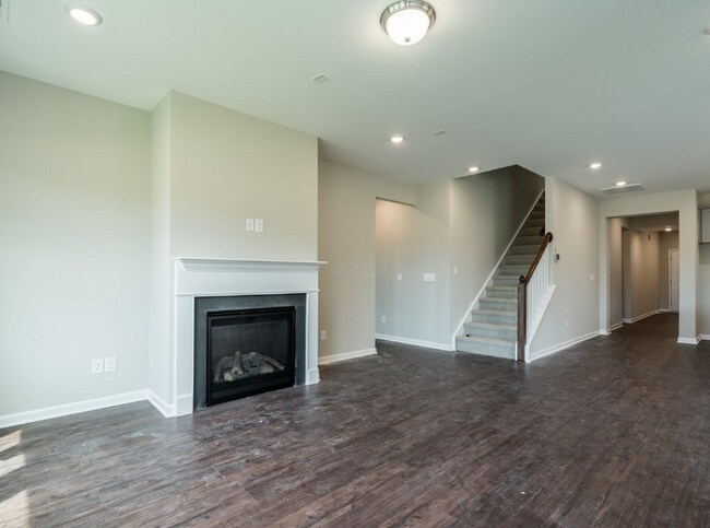 Building Photo - 128 Blue Hydrangea Ln