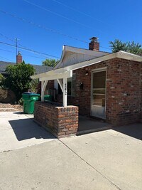 Building Photo - 740-742 Kirman Ave, Reno, NV 89502