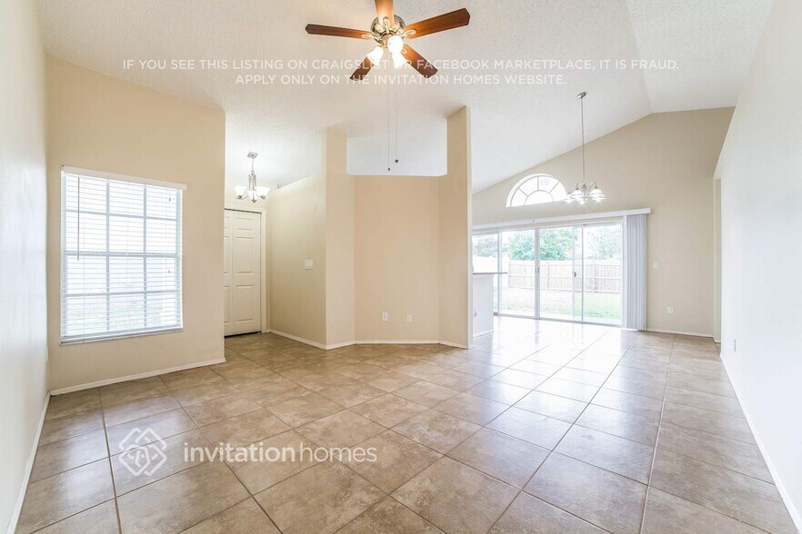 Building Photo - 1067 Sugarberry Trail
