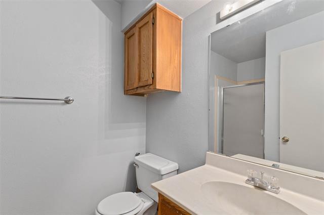 Building Photo - 716 W Mulberry St