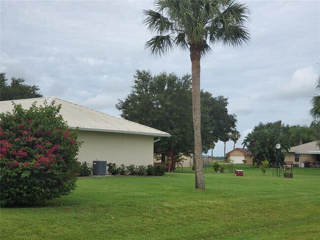 Building Photo - 1051 SW 85th Way