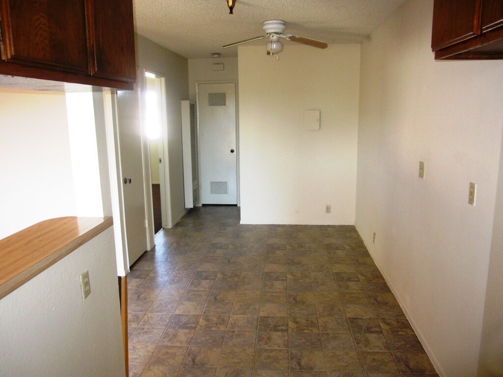 Building Photo - 13407 Kornblum Ave